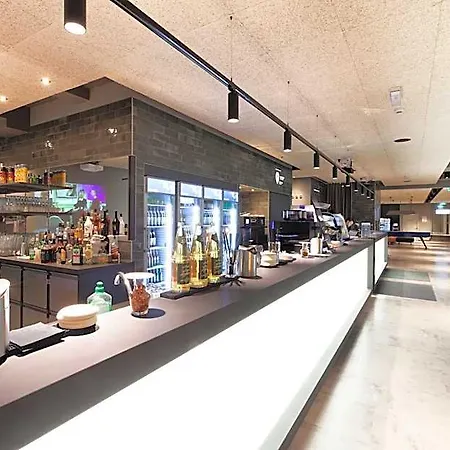 Hotel A&o Frankfurt Ostend 2*