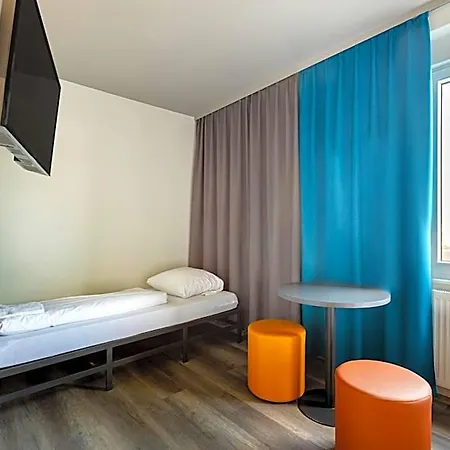 A&o Frankfurt Ostend 2*