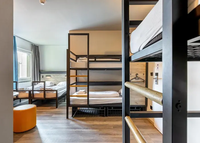 A&o Frankfurt Ostend Otel 2*