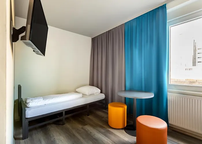 A&o Frankfurt Ostend Otel 2*