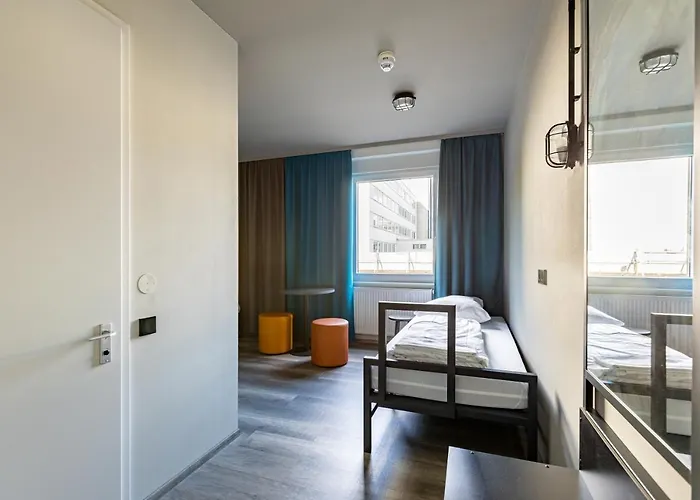 Otel A&o Frankfurt Ostend 2*