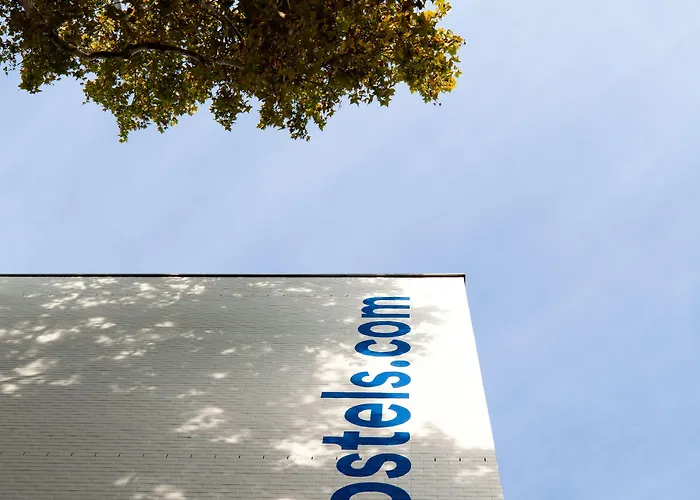 A&o Frankfurt Ostend Otel 2*