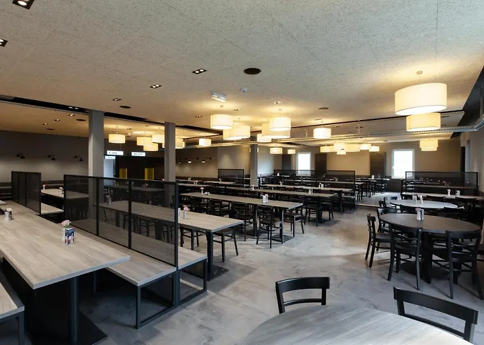 Otel A&o Frankfurt Ostend 2*